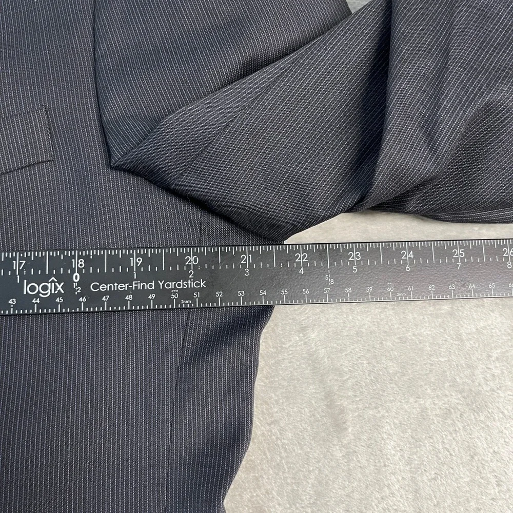 Jos A Bank Signature Collection Blazer Mens 40S Gray Pinstripe Wool Silk Jacket